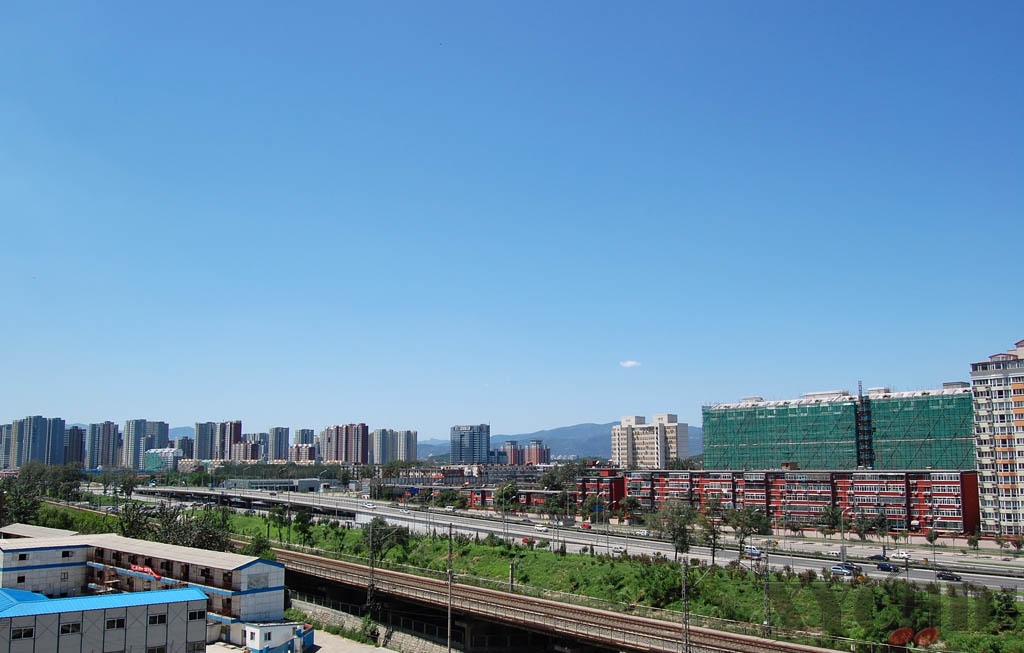 北京的蓝天.JPG