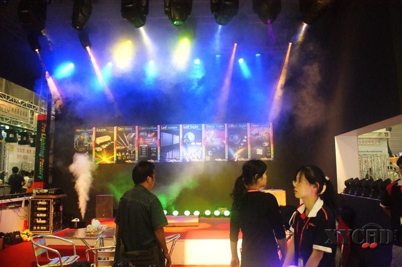 2008音响灯光乐器展会49 1副本.jpg