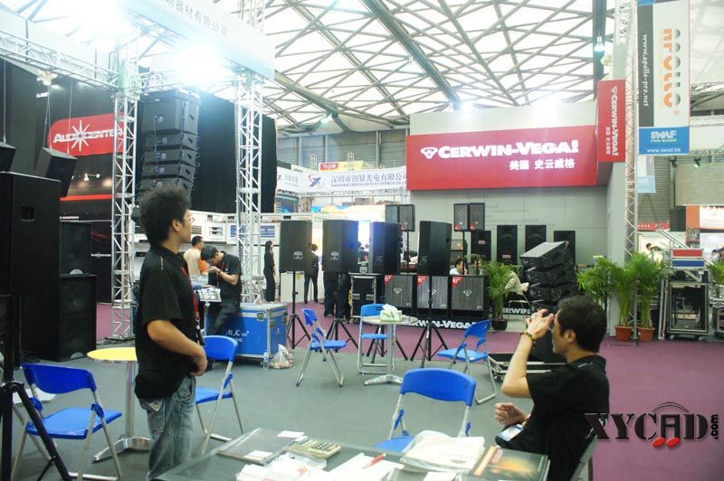 2008音响灯光乐器展会32 副本.jpg