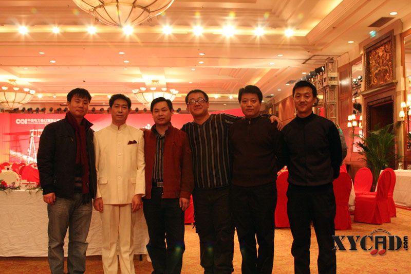 演出工作人员.jpg