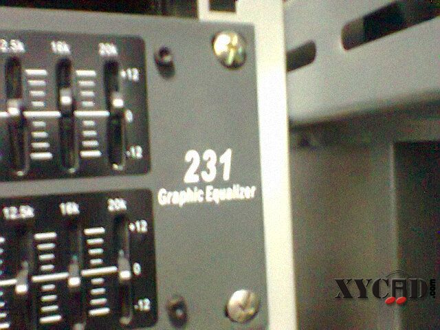 均衡器DBX.jpg